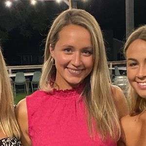 Meet your Posher, Carly